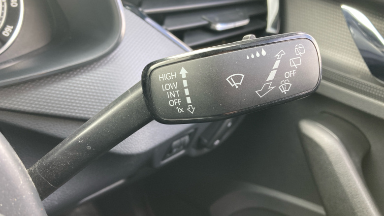 Skoda Kamiq 1.0 TSI 110 SE 5dr DSG Petrol Hatchback